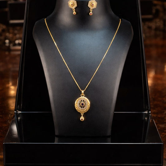 Classic Gold Pendant Necklace Set