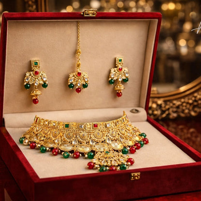 Royal Kundan Necklace Set With Maang Tikka & Earrings
